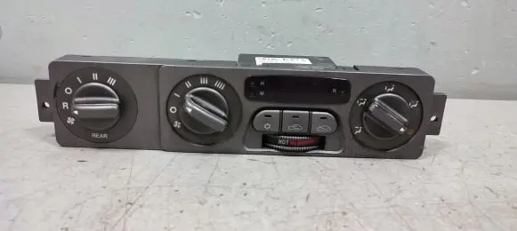 KIA Carnival Climate control unit OK57A61190