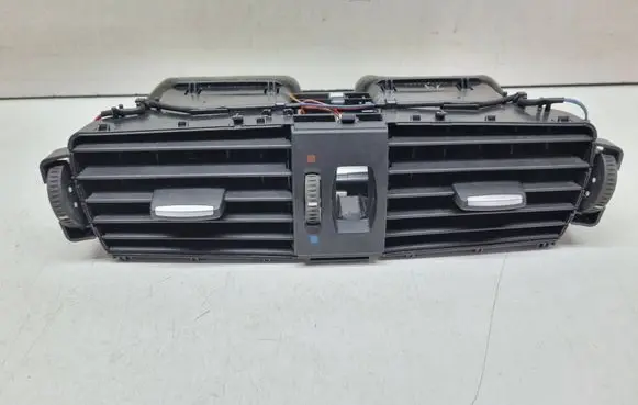 BMW 5 E60 E61 Dash center air vent grill 9184742