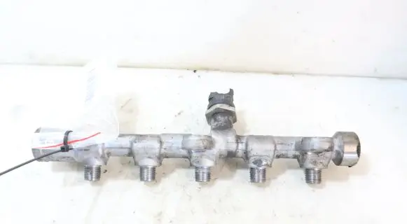 Nissan NV400 Fuel main line pipe 0445214258