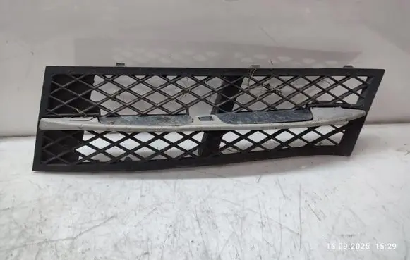 BMW 5 F10 F11 Front bumper lower grill