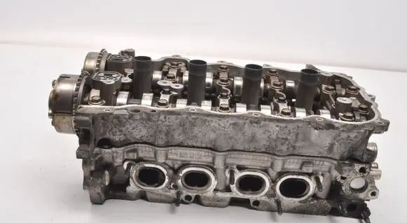 Toyota Yaris Engine head 1NR-FE