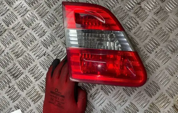 Mercedes-Benz B W245 Rear/tail lights 7S03VH39
