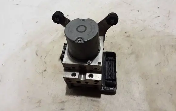 BMW 5 GT F07 ABS Pump 6785442