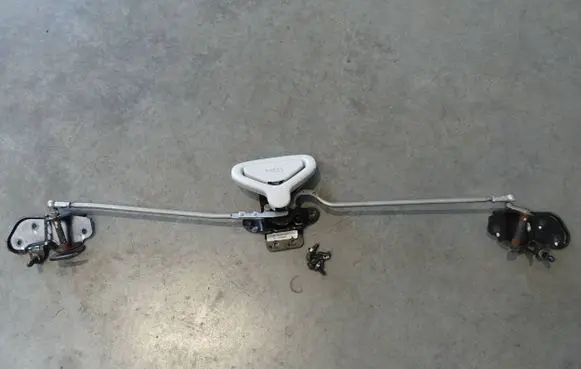 Volkswagen New Beetle Convertible roof lock latch cylinder 1Y0871383D