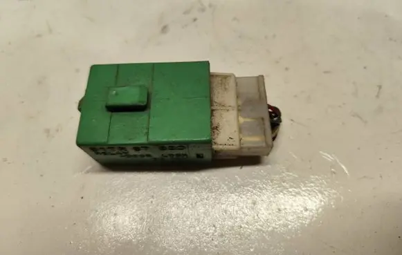 Mazda 323 Other relay B17R67830