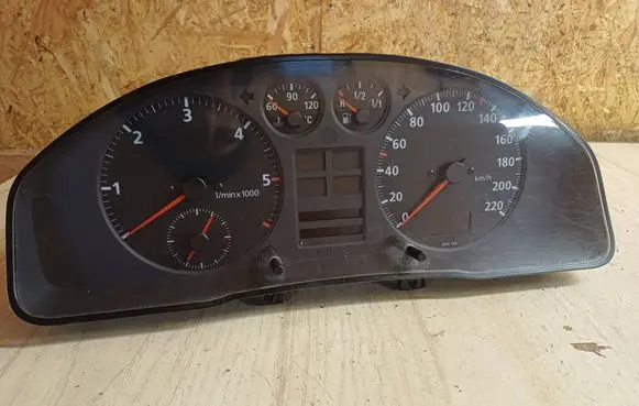 Audi A4 S4 B5 8D Speedometer (instrument cluster) 8D0919034