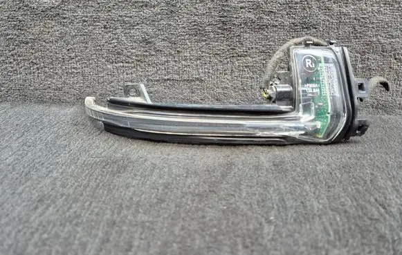 Audi A4 S4 B8 8K Mirror indicator light 8K0949102D