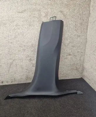 BMW X5 G05 (B) pillar trim (bottom) 7434278