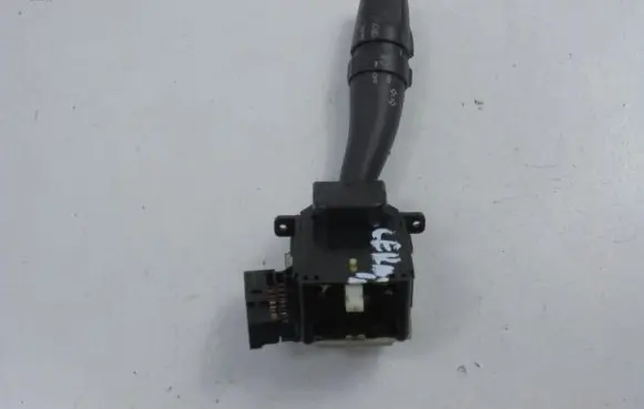 KIA Cerato Wiper turn signal indicator stalk/switch LD4813AA