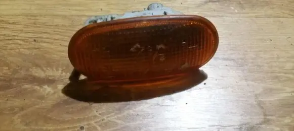 Mitsubishi Galant Front fender indicator light