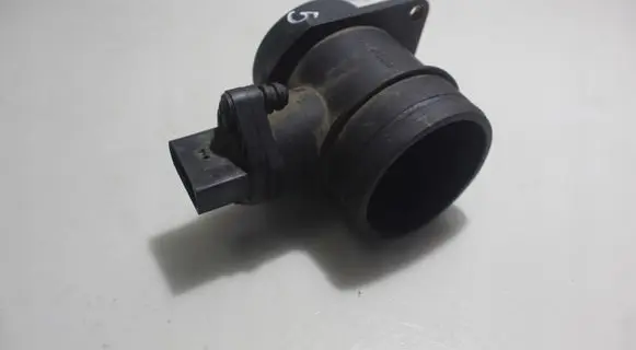 Seat Toledo II (1M) Mass air flow meter 0280217121