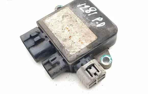 Tesla Model S Coolant fan relay 