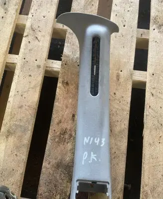 Chrysler Voyager (B) pillar trim (top) 606A002 30333 4754039