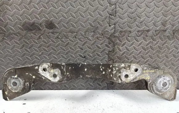 BMW 3 E46 Rear differential/diff mount bracket 1094421A