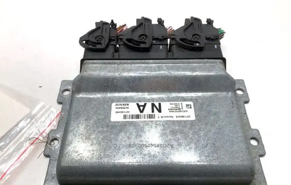 Renault Captur II Engine control unit/module ECU