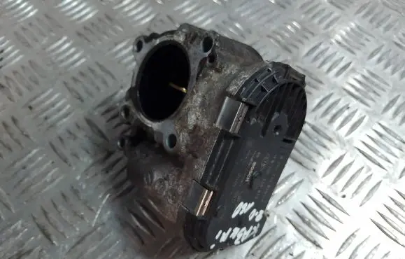 Nissan Qashqai Throttle valve 8200330810 8200330812 0281002601