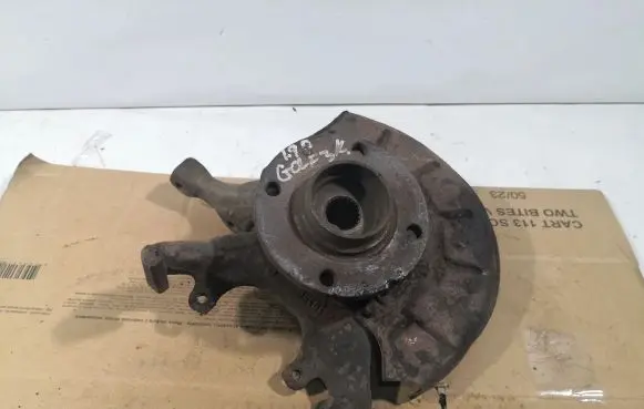 Volkswagen Golf III Front wheel hub spindle knuckle