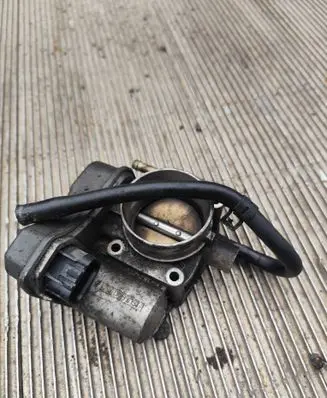 Opel Meriva A Throttle valve 25177983