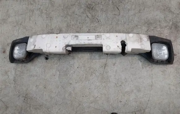 Subaru Forester SF Front bumper cross member 