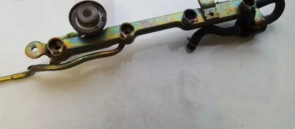 Honda Civic Fuel main line pipe 0z16