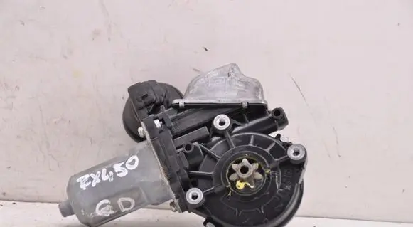 Lexus RX 450H Rear door window regulator motor 8571048080