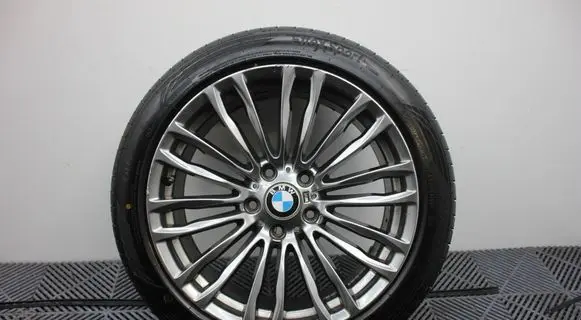 BMW 5 F10 F11 R18 alloy rim 000000