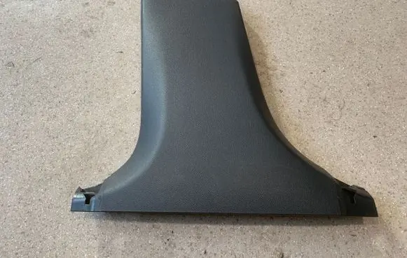 Mercedes-Benz GLC X253 C253 (B) pillar trim (bottom) A2536900525