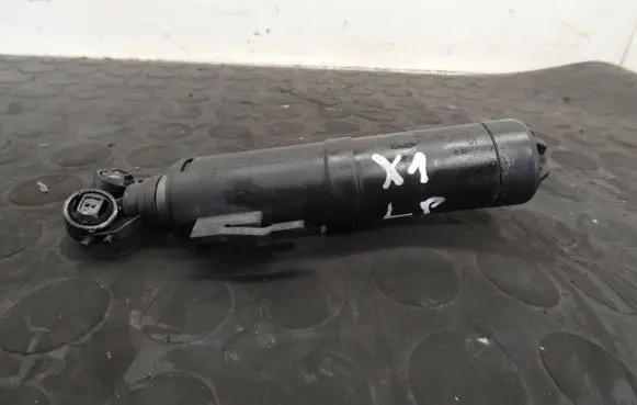 BMW X1 E84 Headlight washer spray nozzle 7321892