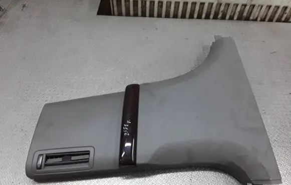 Volkswagen Phaeton Pillar (middle) 3D5867291P