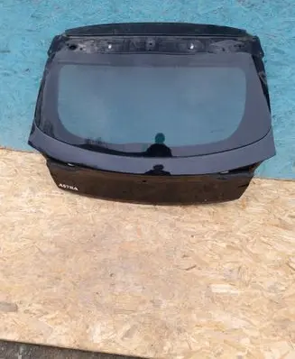 Opel Astra K Tailgate/trunk/boot lid 