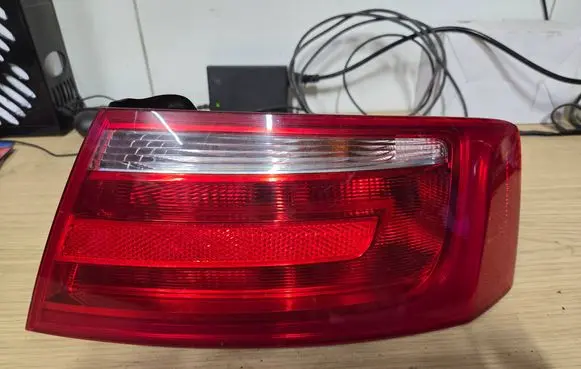Audi A5 8T 8F Rear/tail lights 8T8945096E AU484PA