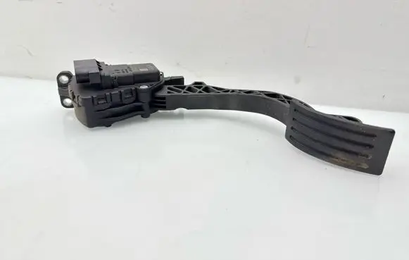 Ford Kuga I Accelerator throttle pedal 3M519F836AH