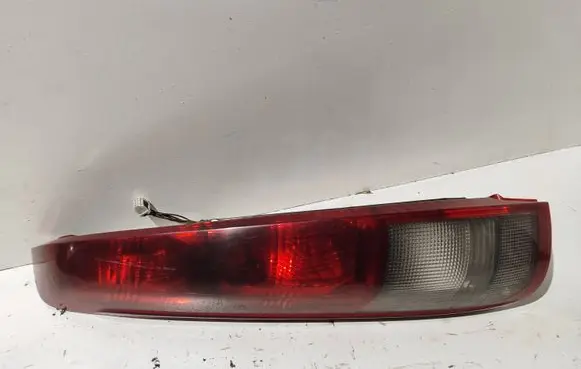 Nissan X-Trail T30 Rear/tail lights B46L