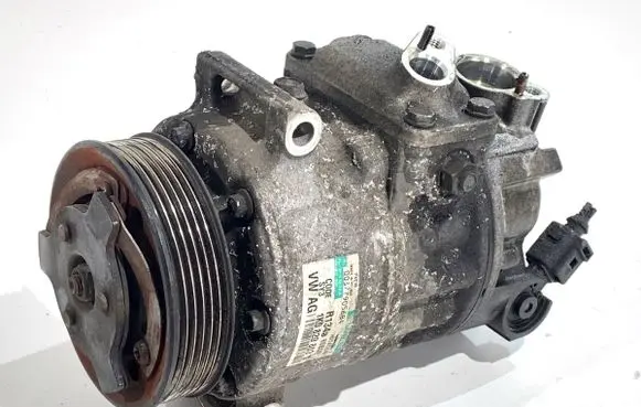 Volkswagen Golf V Air conditioning (A/C) compressor (pump) 1K0820803S