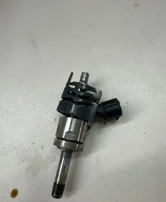 Toyota Corolla E210 E21 Fuel injector 2325024010 04C1119973 3088