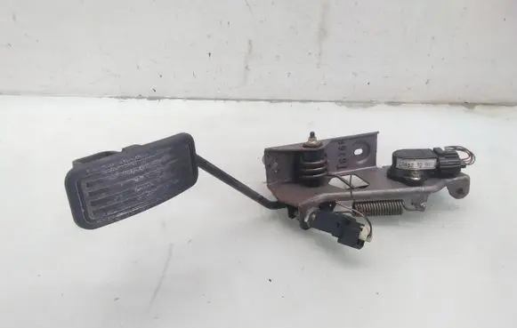 Mazda 6 Accelerator throttle pedal