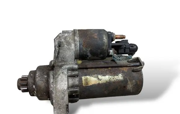 Volkswagen Golf V Starter motor K5875