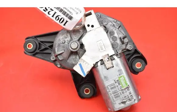 Renault Megane II Rear window wiper motor 8200153458