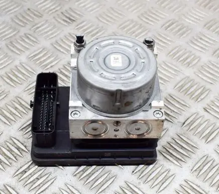 Volkswagen Golf VIII ABS Pump 5WA614517BL 28516457393