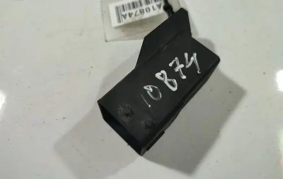 Ford Focus Glow plug pre-heat relay 51299049