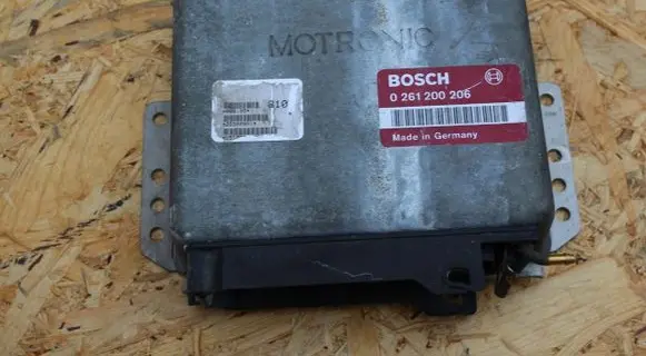 Citroen C3 Engine control unit/module 0261200206