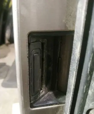 Nissan Note (E11) Tailgate/trunk/boot exterior handle 