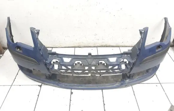 Volkswagen Touran I Front bumper 1T0807903B 1T0807221D