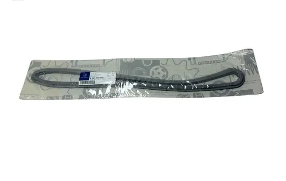 Mercedes-Benz SL R129 Rear/tail light trim molding A2018260091 2018260091
