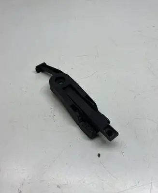 BMW 7 E65 E66 Air filter cleaner box bracket assembly 69003383