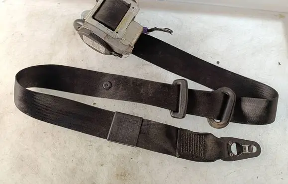 Audi A4 S4 B7 8E 8H Front seatbelt 8E0857706F