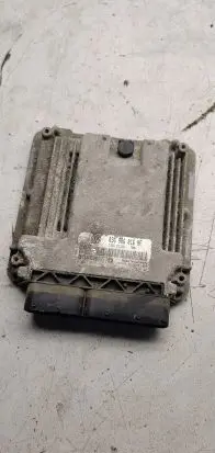 Skoda Octavia Mk2 (1Z) Engine control unit/module 03G906016HF 1039S08189