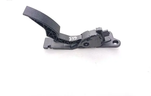 Mercedes-Benz GLE (W166 - C292) Accelerator throttle pedal A2923000100