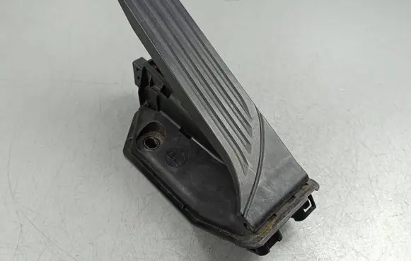 Alfa Romeo Stelvio Accelerator throttle pedal 00505513360 20330478