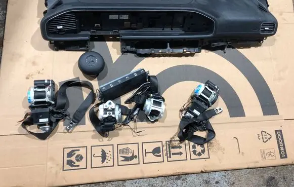 Mercedes-Benz GLE W167 Dashboard A1678601100 A1678603502 A1678603402
